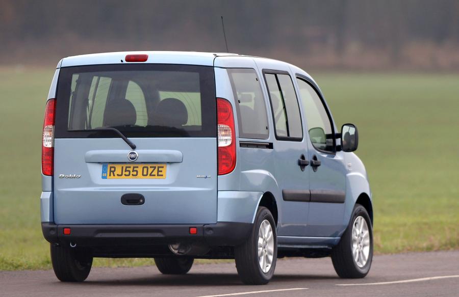  Fiat Doblo Panorama (223) 2005 года  (UK) (фото 7 из 9)